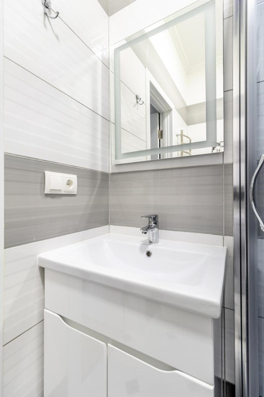 Inshiapartments On Liberty Avenue Львів Екстер'єр фото